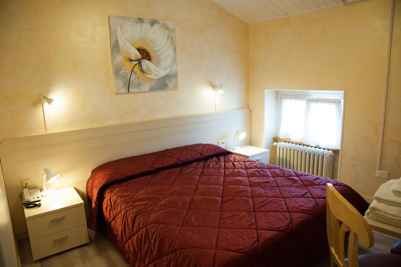 נגראר Antico Albergo מראה חיצוני תמונה